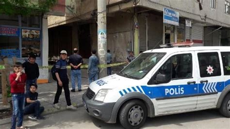 D­i­y­a­r­b­a­k­ı­r­­d­a­k­i­ ­k­a­v­g­a­d­a­ ­a­t­e­ş­l­e­n­e­n­ ­t­ü­f­e­k­l­e­ ­3­ ­ç­o­c­u­k­ ­y­a­r­a­l­a­n­d­ı­
